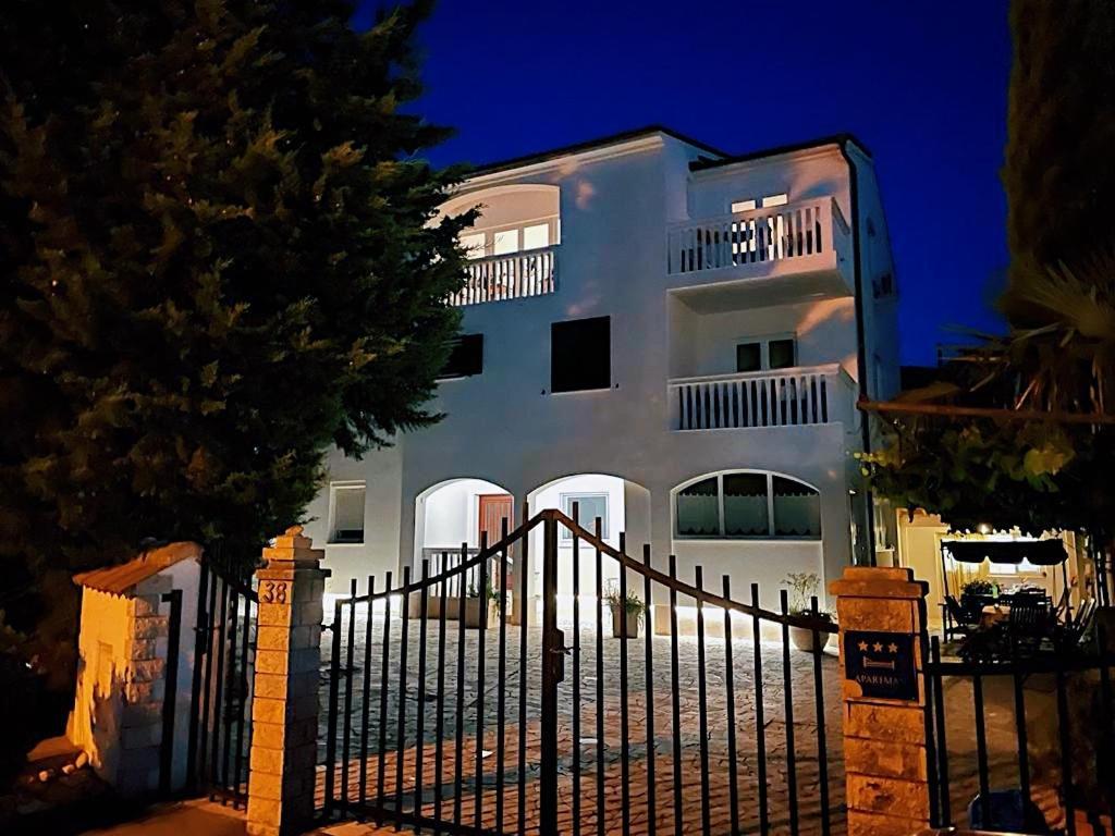 Apartmani Marin Medulin Dış mekan fotoğraf